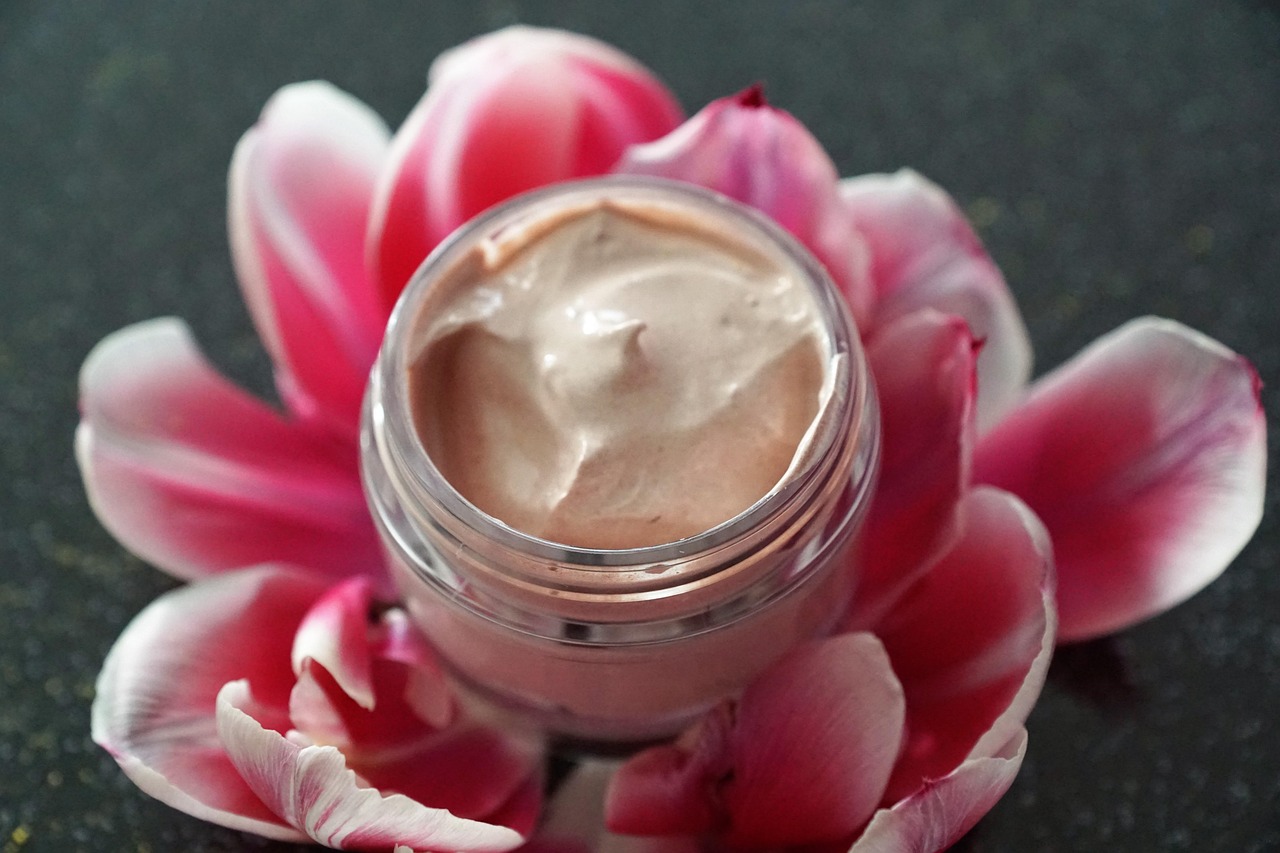 Choosing the Best Eye Cream for Dark Circles